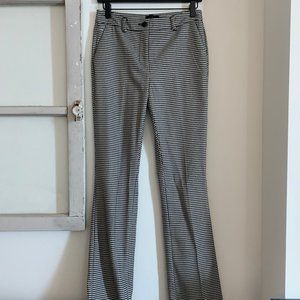 Houndstooth Checkered Pants - Comfy yet Sleek